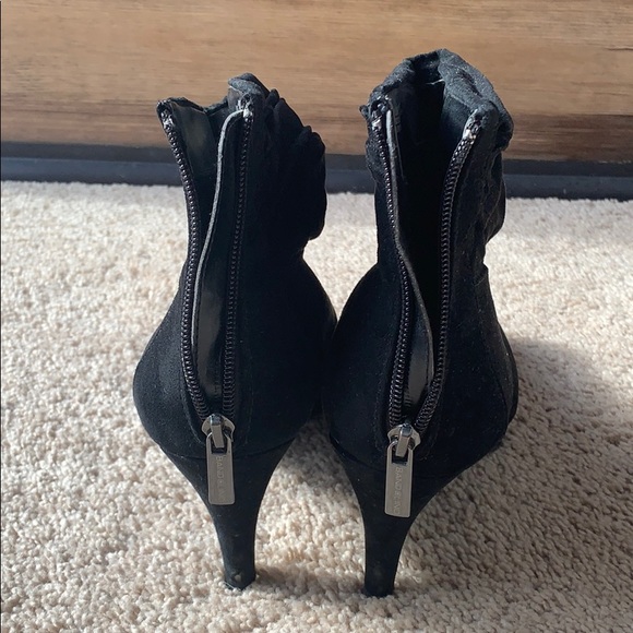 Boots - Picture 2 of 4